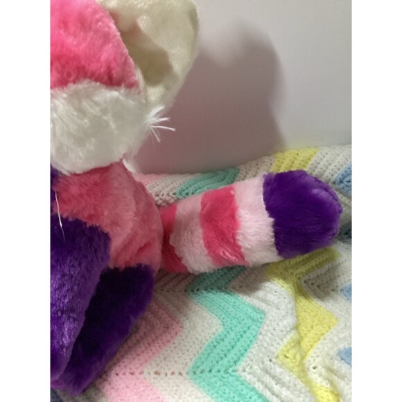 Wild Republic Sweet & Sassy Red Panda 9” Plush Stuffed Animal - Picture 3 of 9